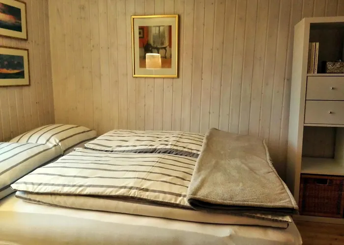 Am Hirtzborn بيت للعطل *